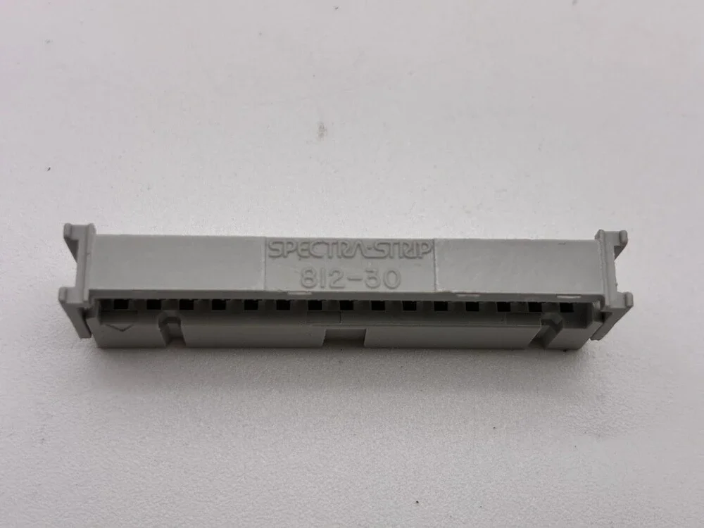 Amphenol Spectra-Strip 842-812-3022-134 812-30 30-Pin Female IDC Connector NOS